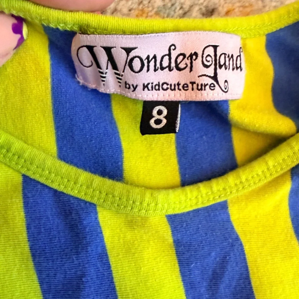 Girls Lime + periwinkle striped two-piece Size 8 💚💙